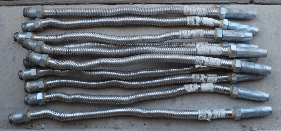 EFU 28 X 1/2 UNBRAIDED FLEXIBLE HOSE by EasyFlex