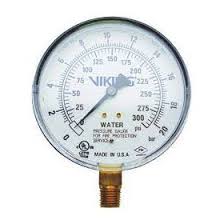 The round WATER GAUGE 600PSI provides accurate pressure readings in psi and kPa, with a max of 300 psi. It features a bottom brass connection and displays Viking and Made in USA, epitomizing Dresser Industries reliable craftsmanship.