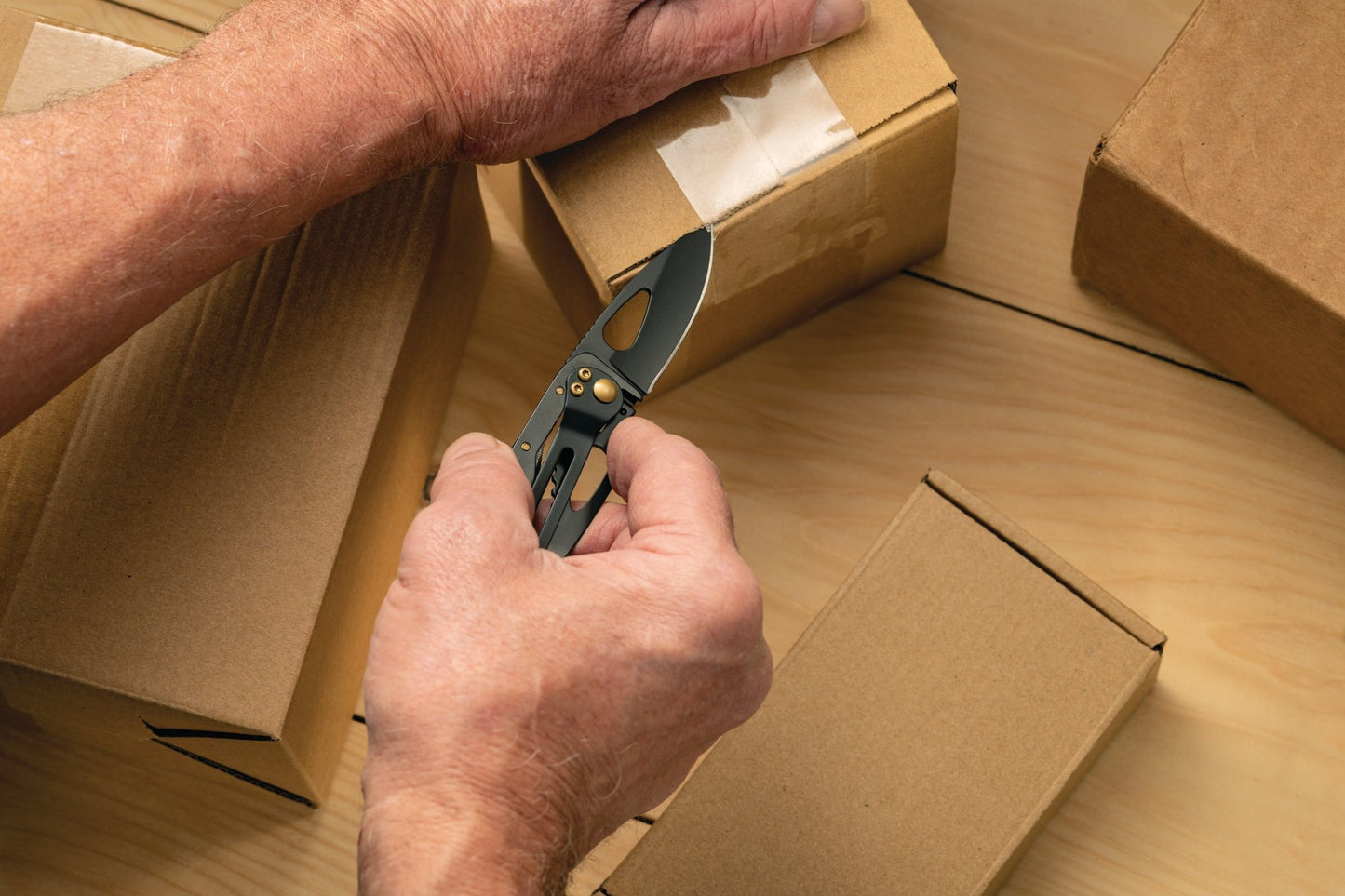 Coast FX200 Folding Knife Stainless Steel 2.0" Length w/ Bottle Opener - Clam Pack 20690 - Fire Protection Parts