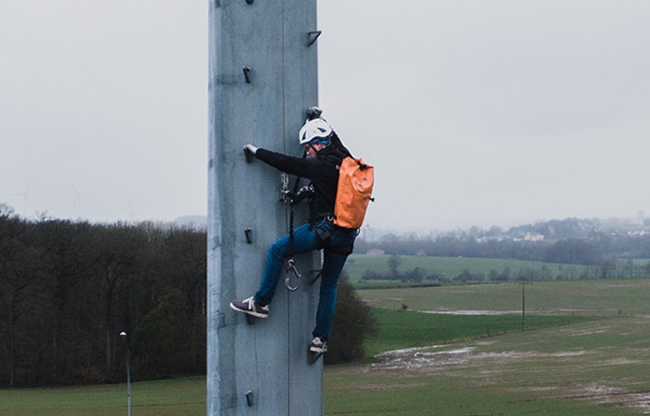 Frontline VLCS Ladder Cable Vertical Lifeline System (Stainless Steel) 20' - Fire Protection Parts
