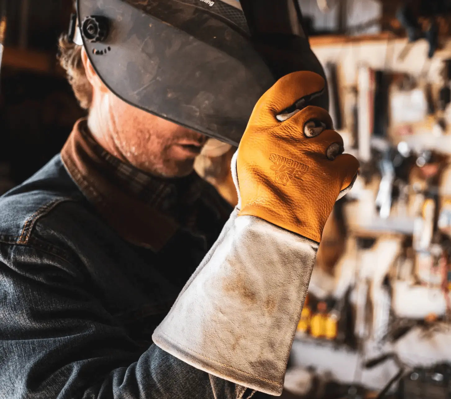Golden Arm - W572 Welding Bear Knuckles Fire Protection Parts Golden Arm - W572 - Fire Protection Parts
