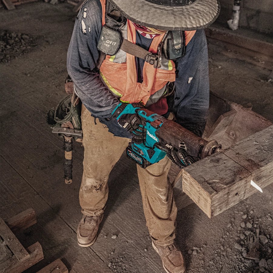 Makita GRJ02M1 40V max XGT® Brushless Cordless AVT® Orbital Recipro Saw Kit (4.0Ah) - Fire Protection Parts