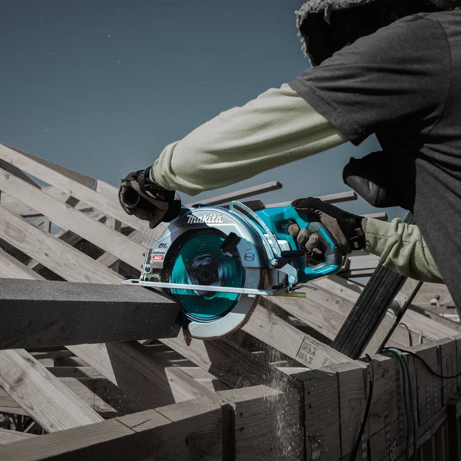 Makita GSR02M1 40V max XGT® Brushless Cordless Rear Handle 10‑1/4" Circular Saw Kit, AWS® Capable (4.0Ah) - Fire Protection Parts