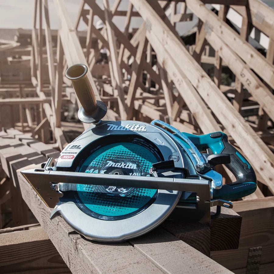Makita GSR02M1 40V max XGT® Brushless Cordless Rear Handle 10‑1/4" Circular Saw Kit, AWS® Capable (4.0Ah) - Fire Protection Parts